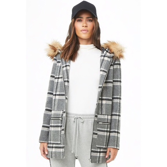 Forever 21 Jackets & Blazers - 𝓕𝒐𝒓𝒆𝒗𝒆𝒓 21 𝓟𝒍𝒂𝒊𝒅 𝓒𝒐𝒂𝒕